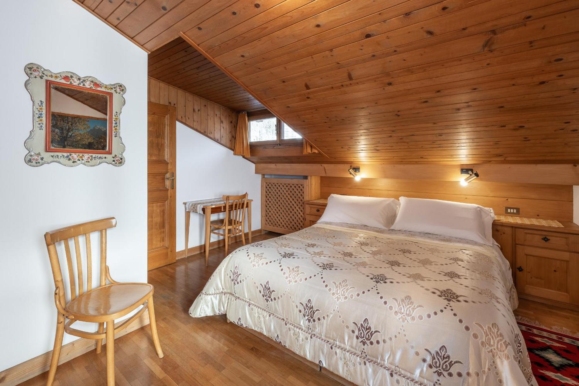 Attico Lodge コルティーナ・ダンペッツォ エクステリア 写真