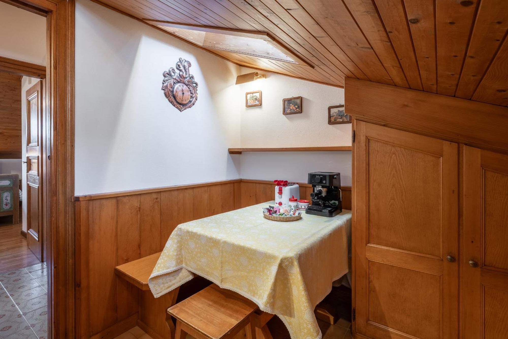 Attico Lodge コルティーナ・ダンペッツォ エクステリア 写真